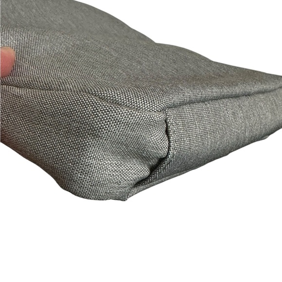 NWOT Bugatti Reborn Grey Slim Crossbody Bag Tablet Travel OS - Picture 13 of 15